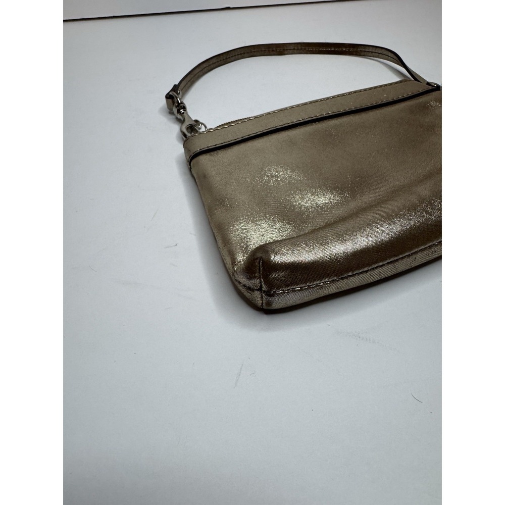 Coach Wristlet Metallic Gold Pleated Leather 43431 Wristlet Clutch - Picture 6 of 12
